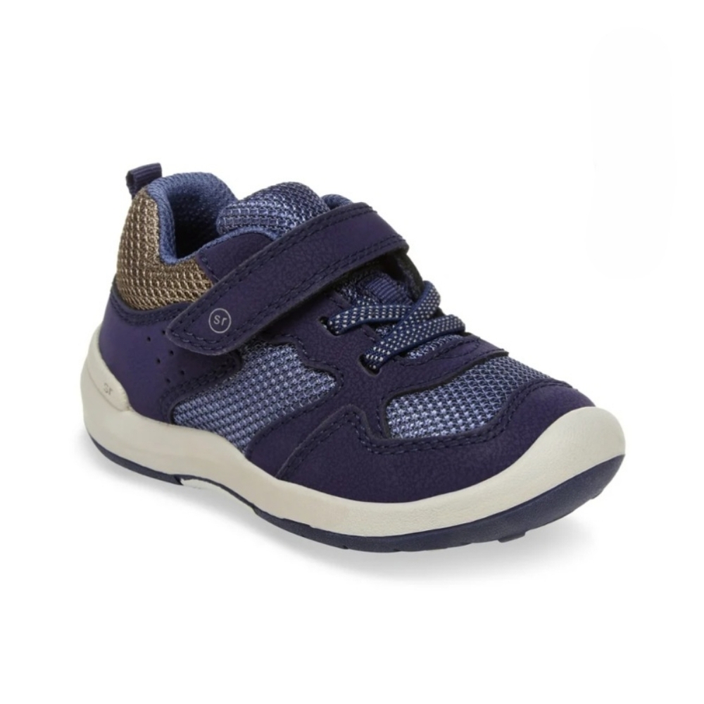 Stride Rite Winslow Sneakers
